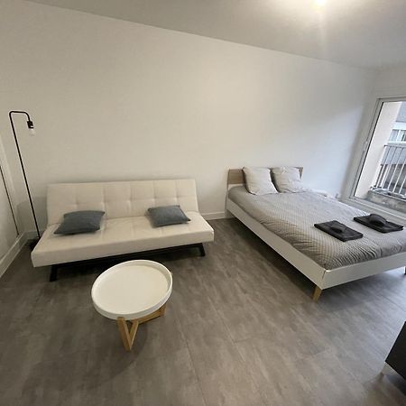 Logement Neuf A Proximite Du Centre Ville Avec Parking Limoges Ngoại thất bức ảnh